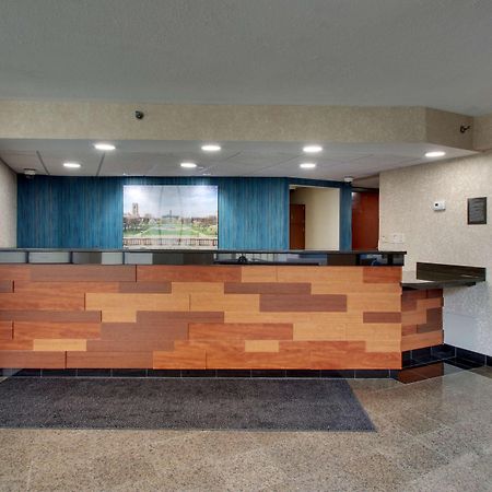 Best Western Plus Indianapolis North At Pyramids Exterior foto